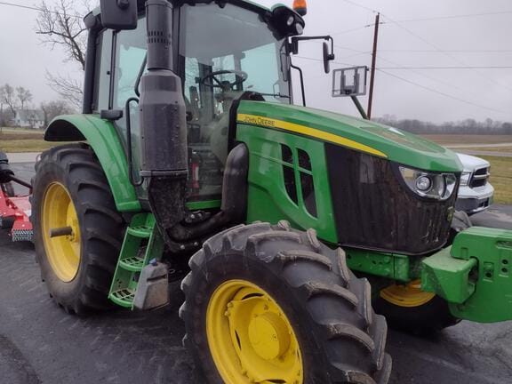 2020 John Deere 6110M Equipment Image0