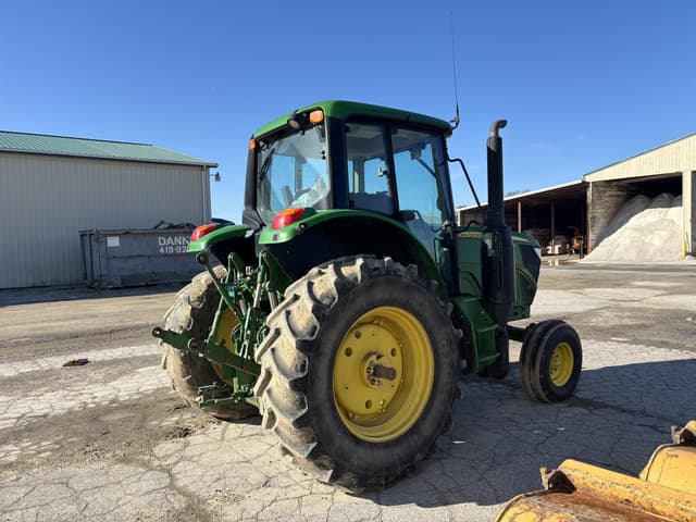 Image of John Deere 6110M equipment image 4