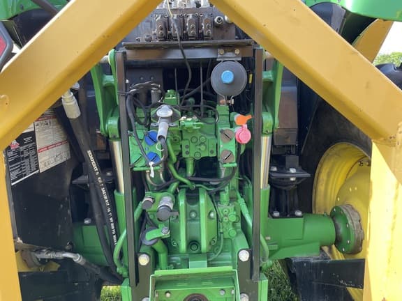 Image of John Deere 6110M equipment image 4