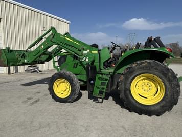 Main image John Deere 6110M
