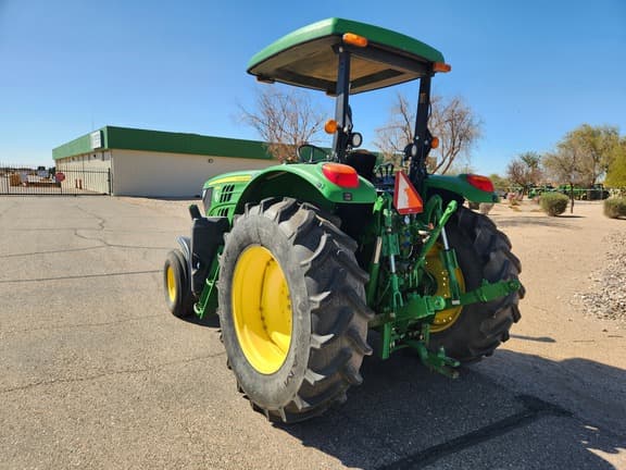 Image of John Deere 6110M equipment image 2