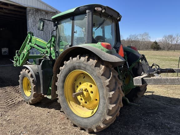 Image of John Deere 6110M equipment image 1