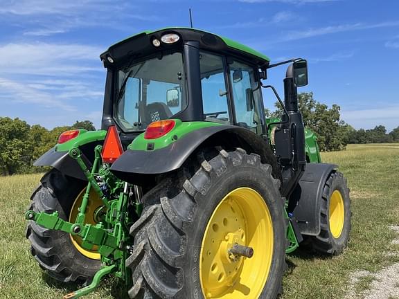 Image of John Deere 6110M equipment image 3