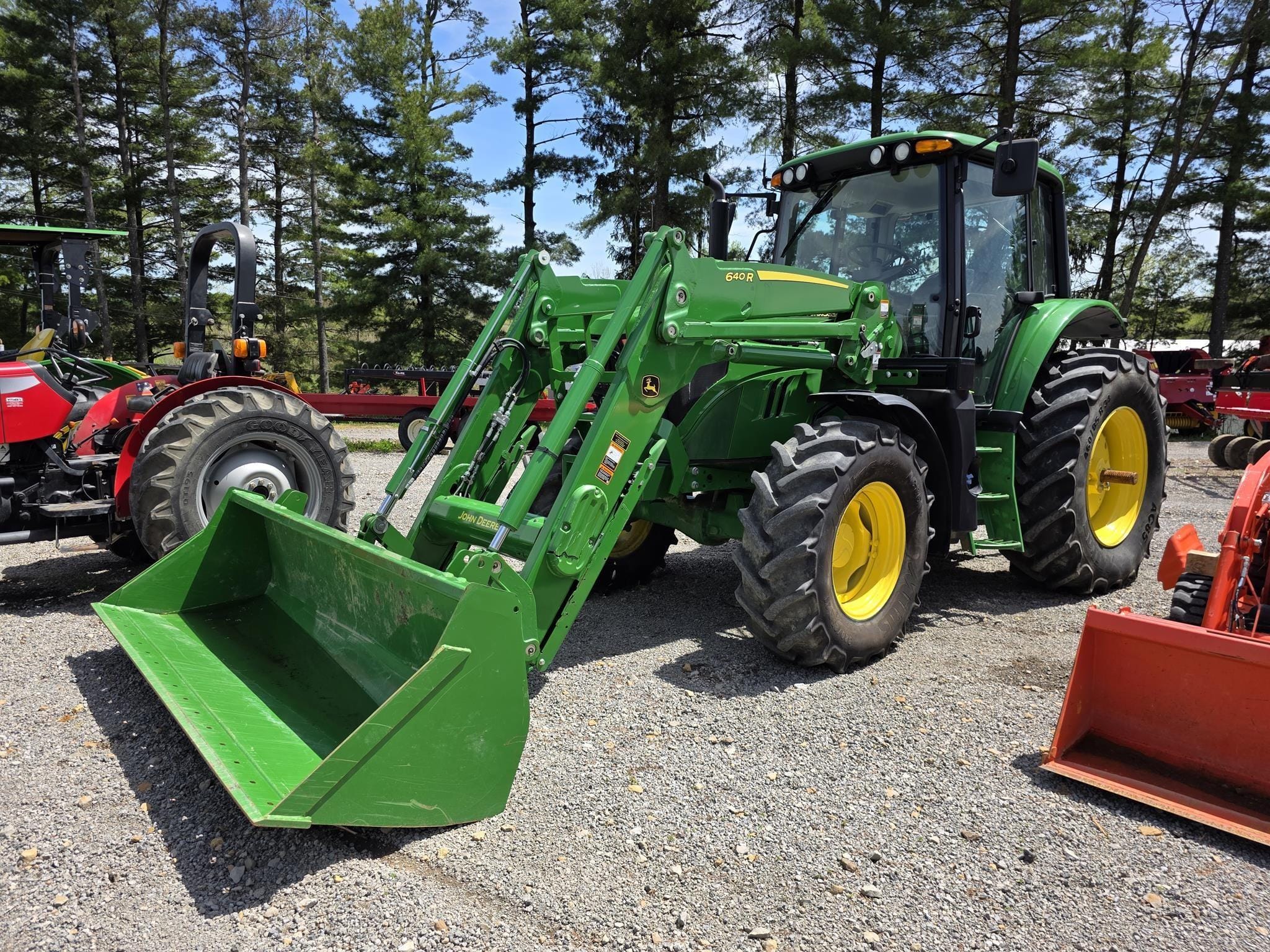 2020 John Deere 6110M Equipment Image0
