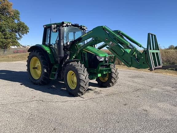 Image of John Deere 6110M equipment image 1