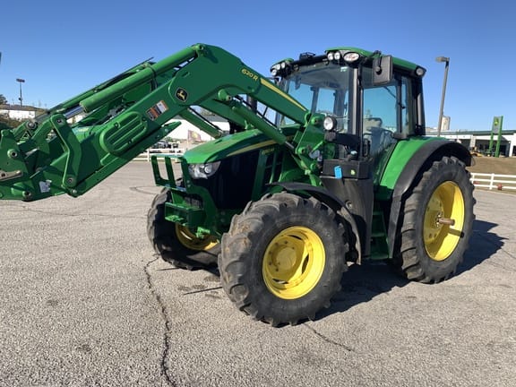 2020 John Deere 6110M Equipment Image0