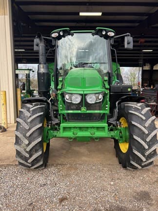 Image of John Deere 6110M equipment image 2