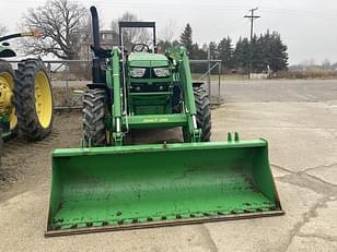 Main image John Deere 6110M 4