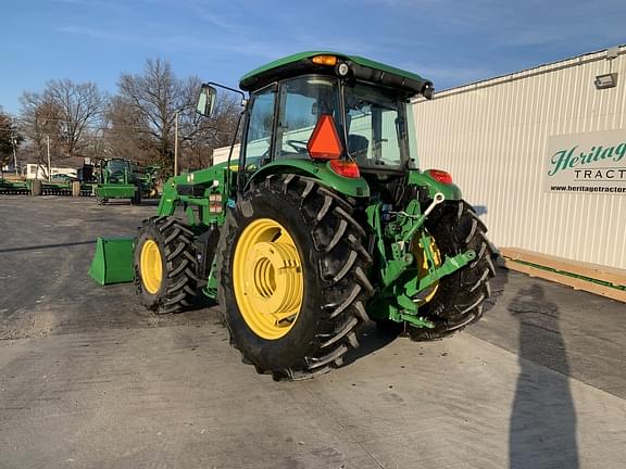 Image of John Deere 6120E equipment image 2