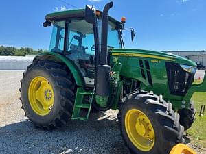 2020 John Deere 6120E Image