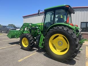 Main image John Deere 6120E 1