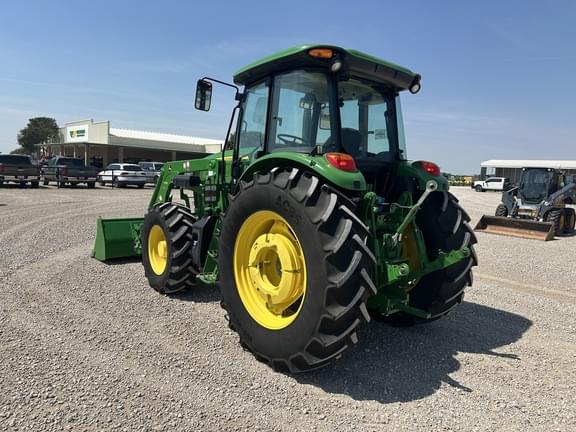 Image of John Deere 6120E equipment image 2