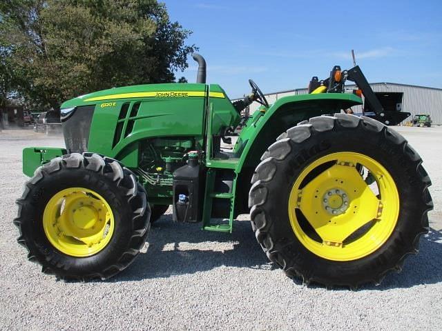 Image of John Deere 6120E equipment image 2