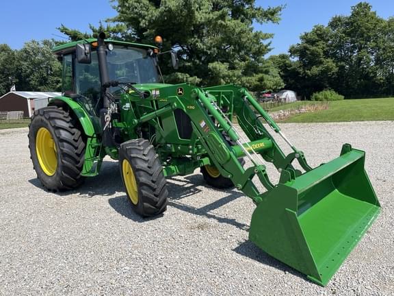 Image of John Deere 6120E equipment image 2