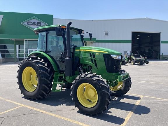 Image of John Deere 6120E equipment image 2