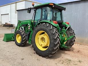 Main image John Deere 6120E 1