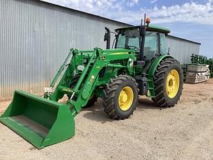 Main image John Deere 6120E 3