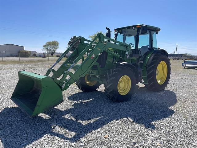 Image of John Deere 6120E equipment image 4