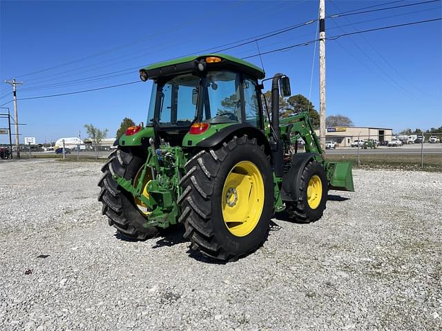 Image of John Deere 6120E equipment image 2