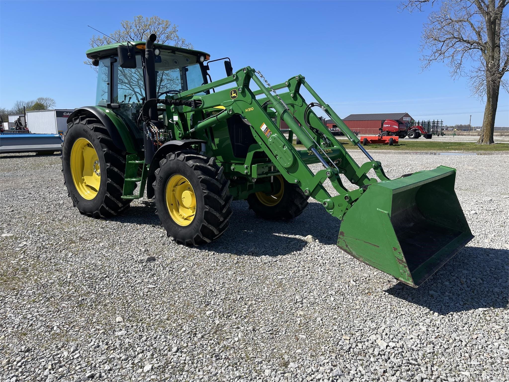 Main image John Deere 6120E
