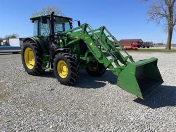 Main image John Deere 6120E