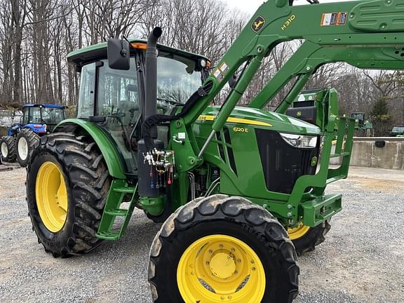 Image of John Deere 6120E equipment image 2