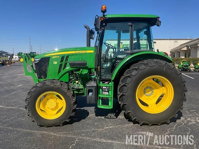 Image of John Deere 6120E equipment image 1