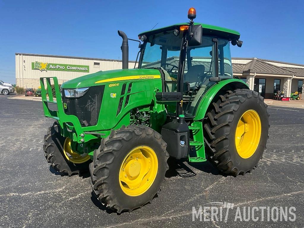 Image of John Deere 6120E Primary image