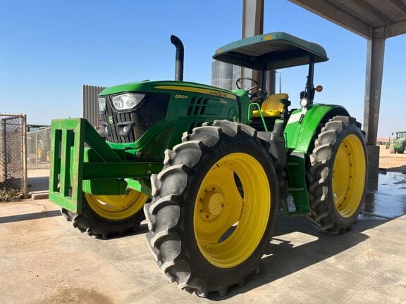 2020 John Deere 6120M Equipment Image0
