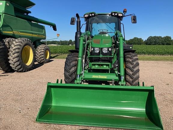 Image of John Deere 6120M equipment image 3
