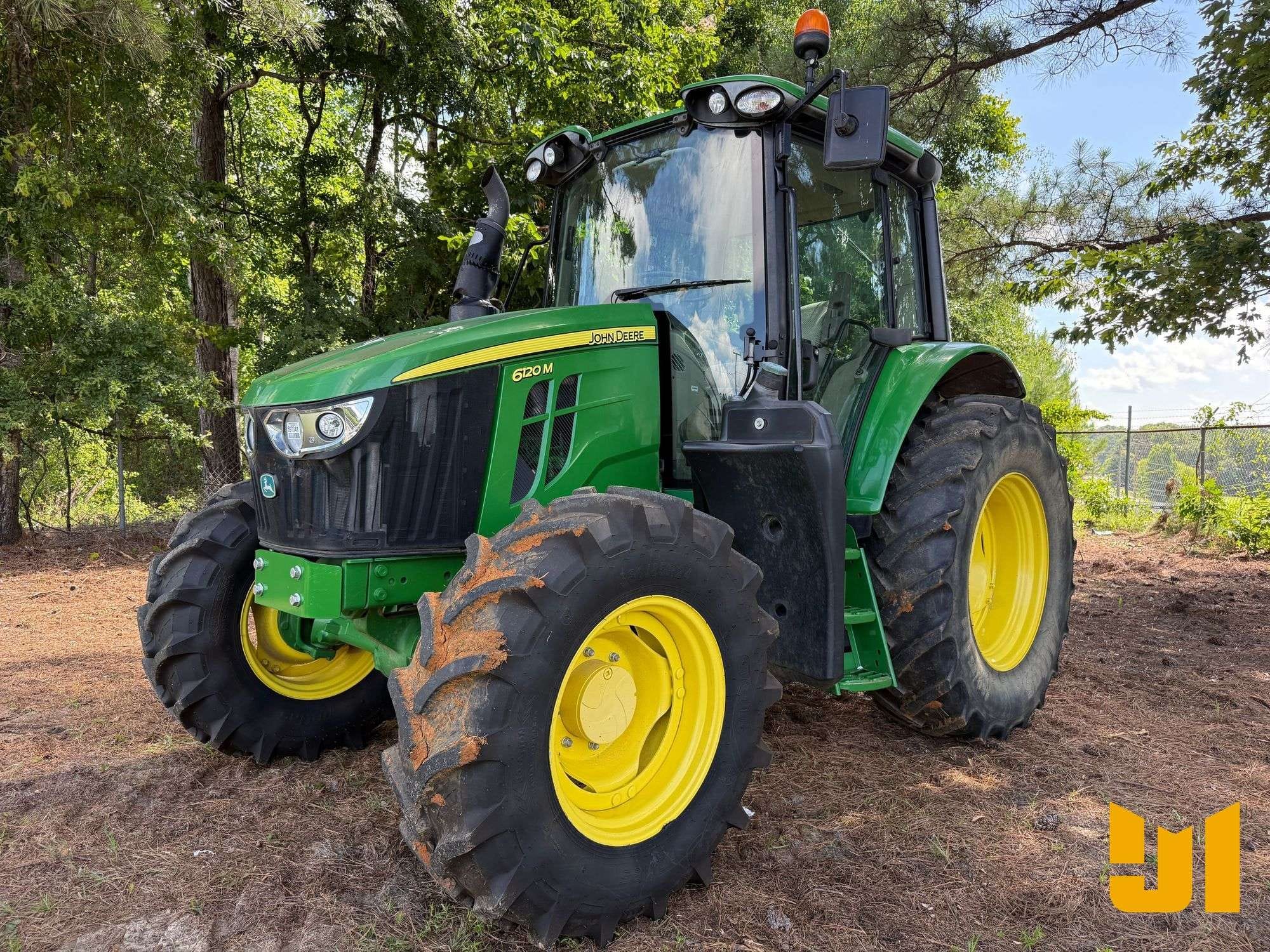 2020 John Deere 6120M Equipment Image0