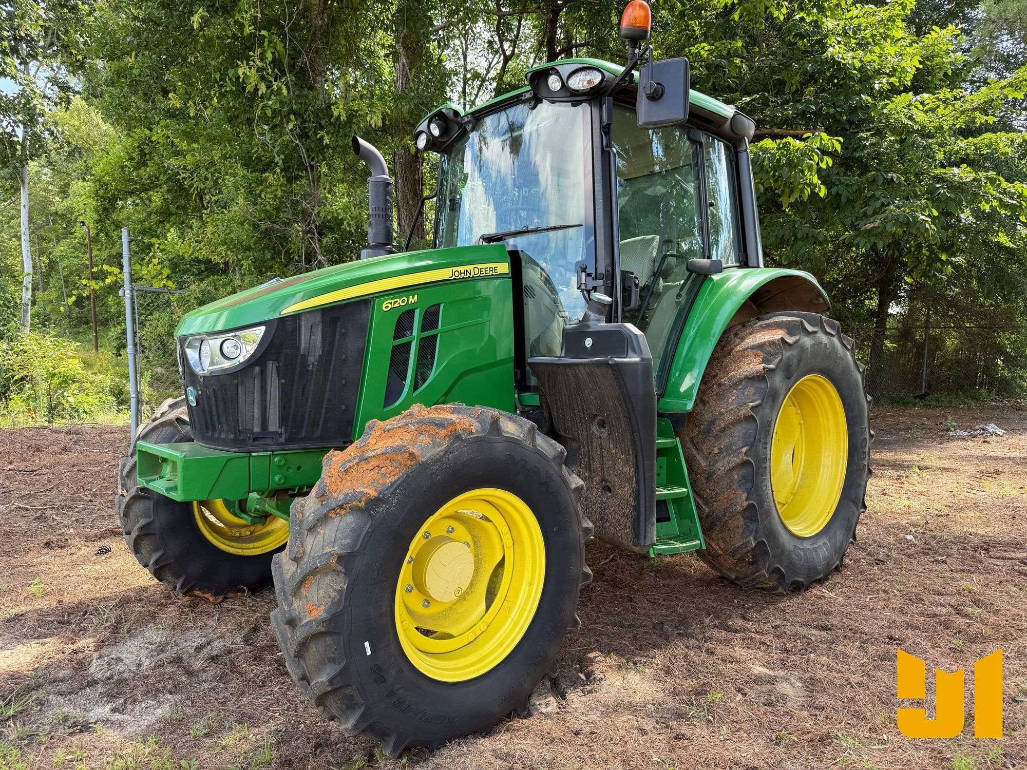 2020 John Deere 6120M Equipment Image0