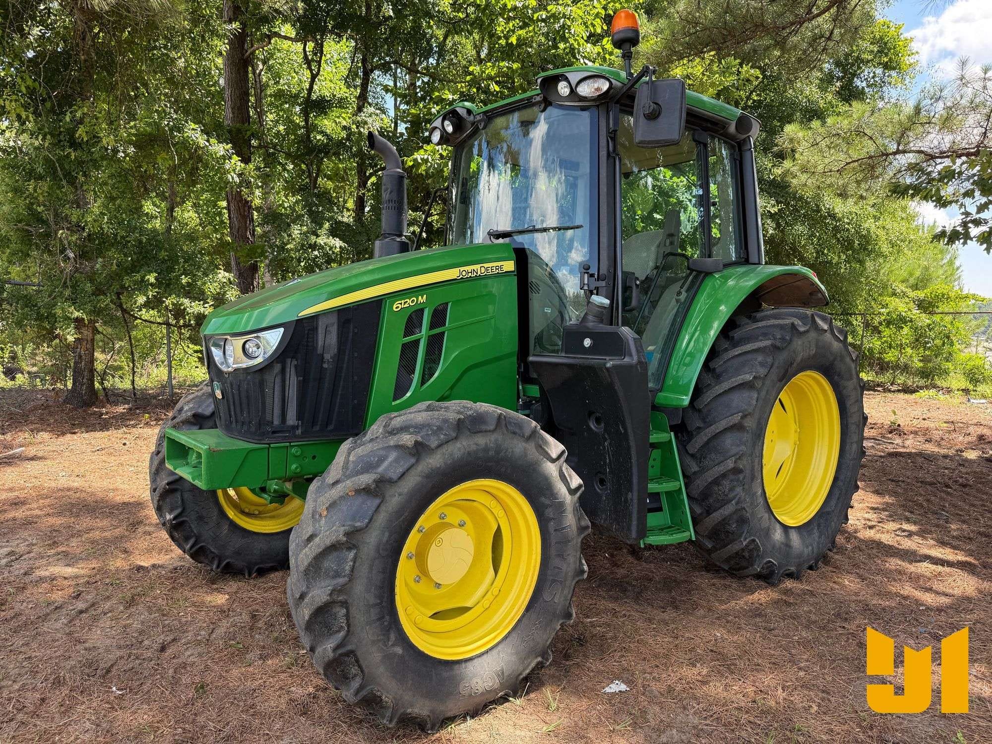 2020 John Deere 6120M Equipment Image0