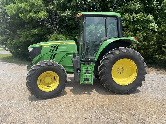 Image of John Deere 6120M equipment image 1