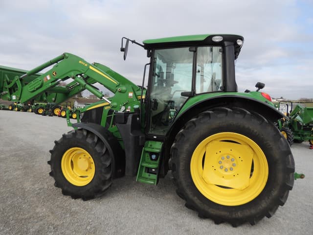 Image of John Deere 6120M equipment image 1