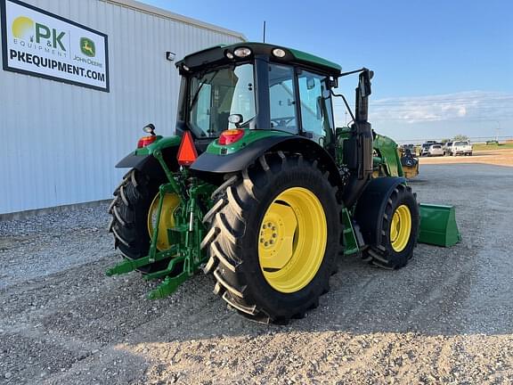 Image of John Deere 6120M equipment image 2