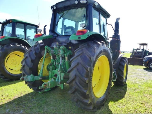 Image of John Deere 6120M equipment image 2