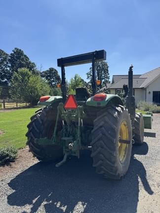 Image of John Deere 6120M equipment image 1