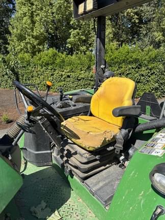 Image of John Deere 6120M equipment image 4