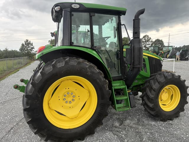 Image of John Deere 6120M equipment image 4