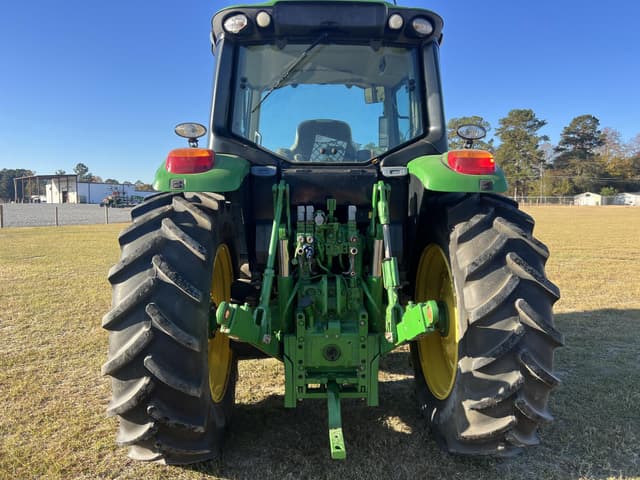Image of John Deere 6120M equipment image 2