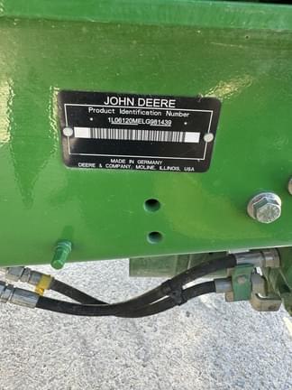 Image of John Deere 6120M equipment image 4
