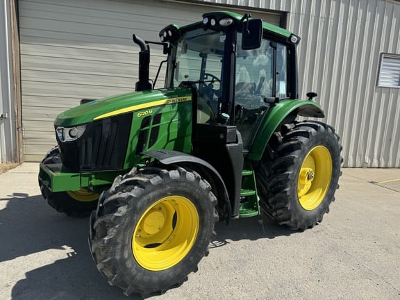2020 John Deere 6120M Equipment Image0