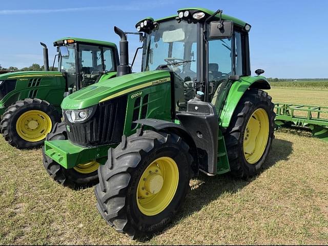 Image of John Deere 6120M equipment image 1