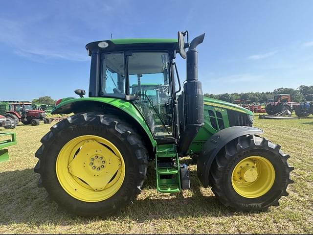 Image of John Deere 6120M equipment image 4