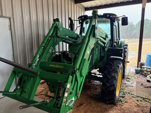 Image of John Deere 6120M equipment image 2