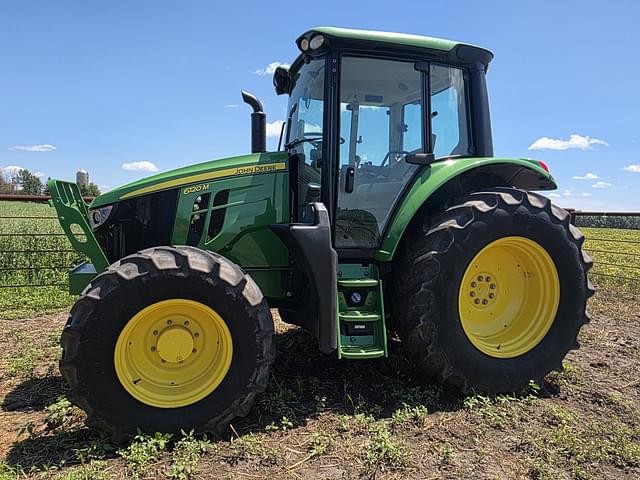 Image of John Deere 6120M equipment image 1