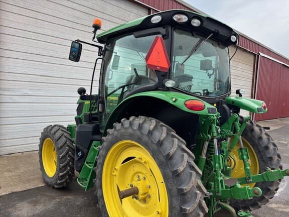 Image of John Deere 6120R equipment image 2