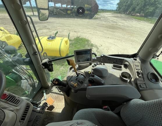 Image of John Deere 6120R equipment image 4