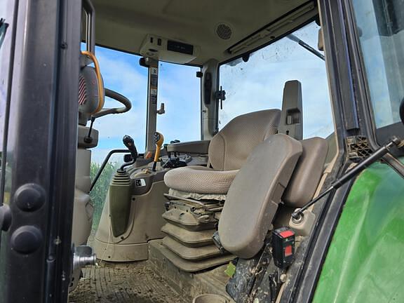 Image of John Deere 6130M equipment image 4